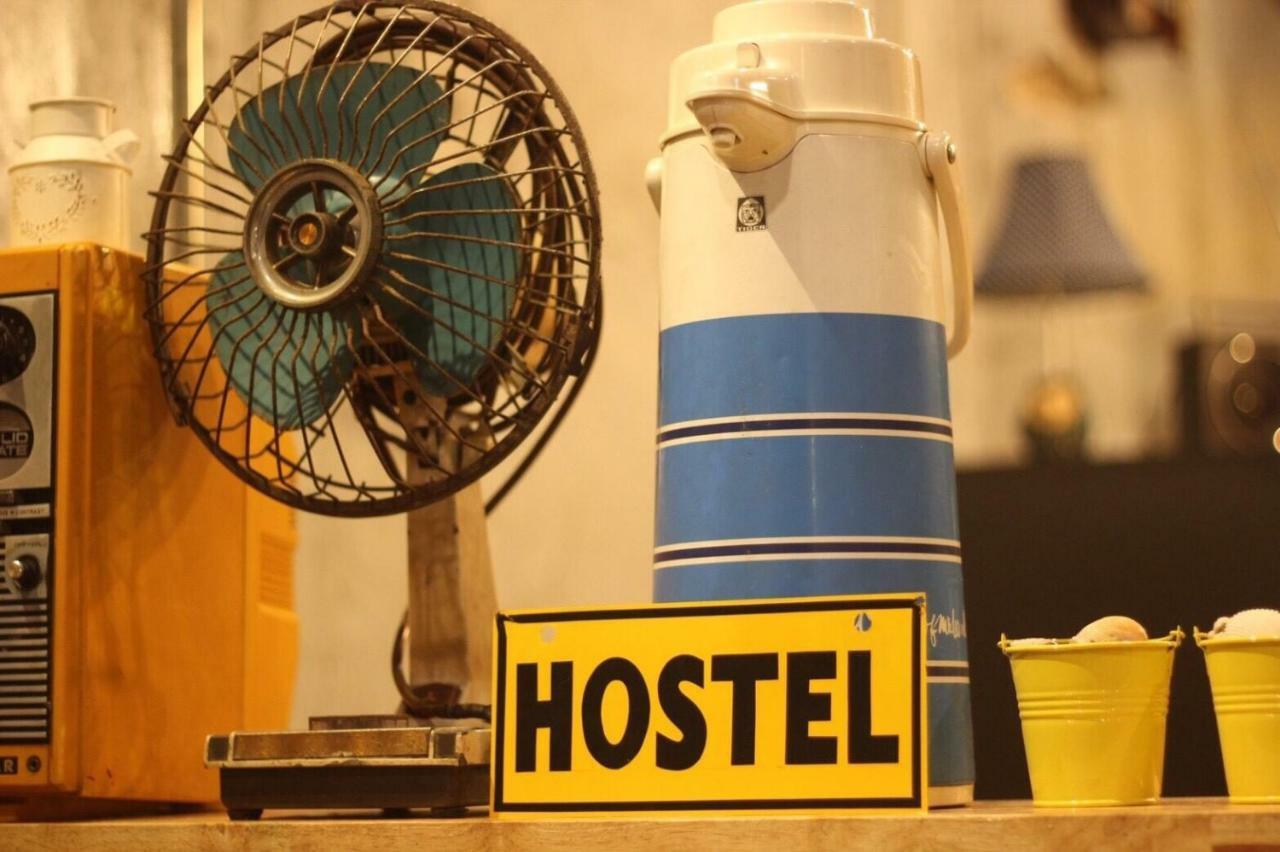 Ok Chic Phuket Hostel Bagian luar foto