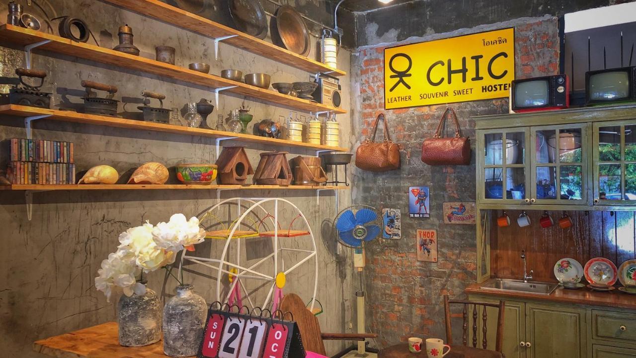 Ok Chic Phuket Hostel Bagian luar foto